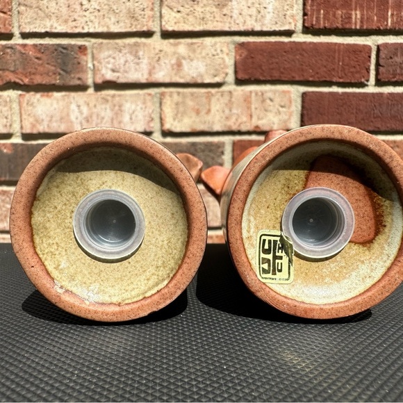 Vintage Stoneware Happy Pig Salt and Pepper Shakers Pottery Japan UCTCI - Picture 3 of 7